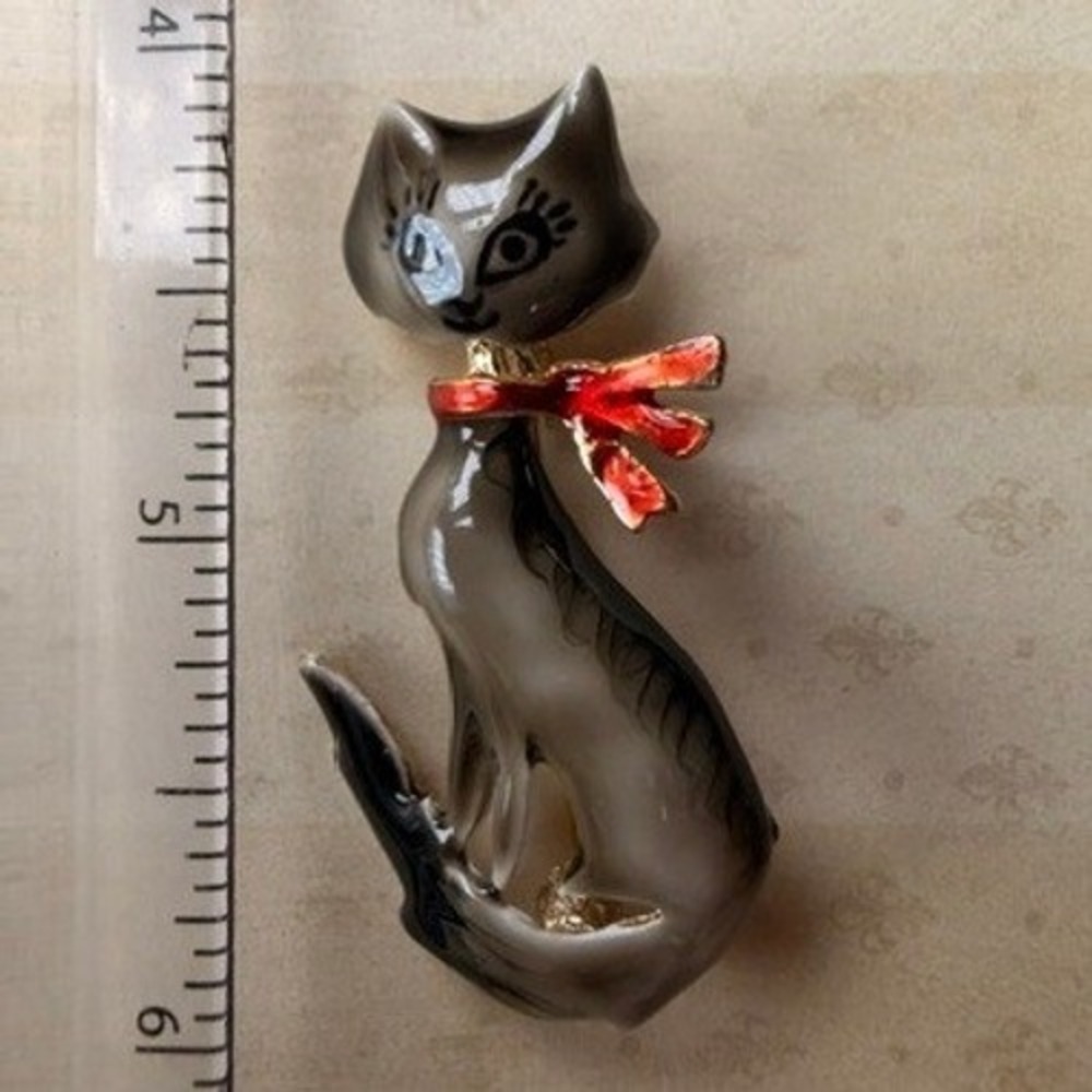 Black Cat Brooch Red Bow Gold Tone Figural Kitty Pin